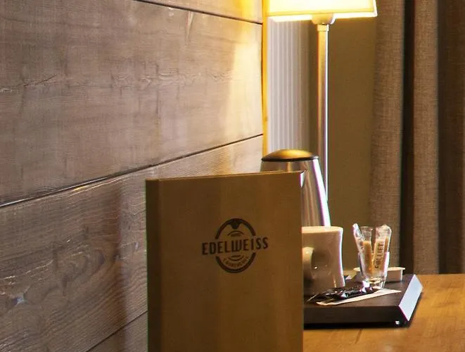 Edelweiss Hotel 3*