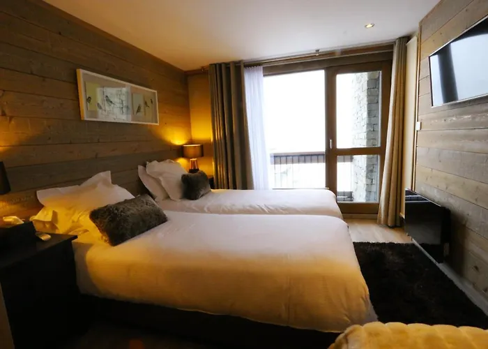Edelweiss Hotel 3*